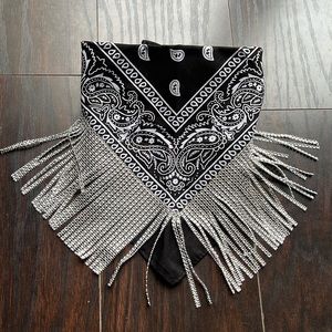 Rhinestone fringe bandana 🤠